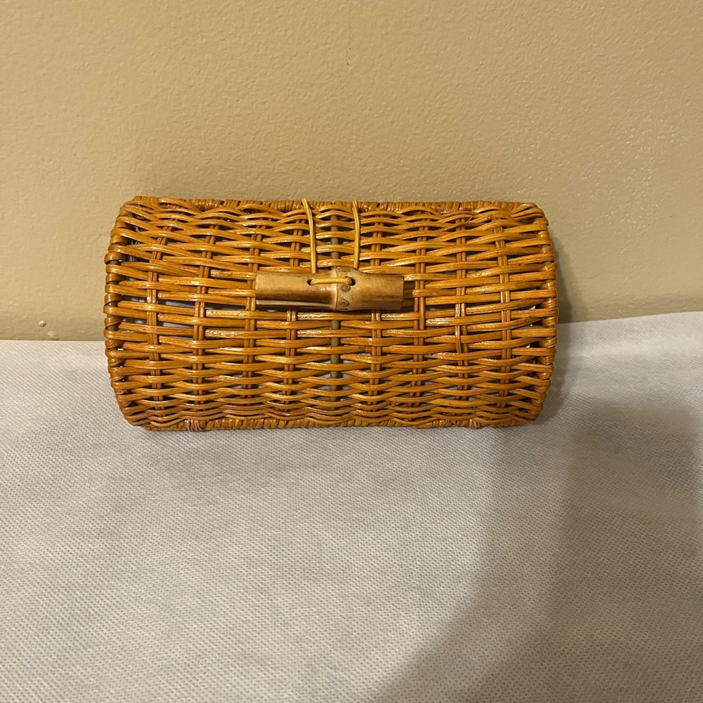 Lilly Pulitzer basket clutch